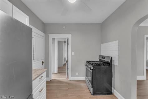 19600 Arrowhead Avenue Cleveland OH 44119