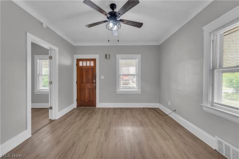 19600 Arrowhead Avenue Cleveland OH 44119