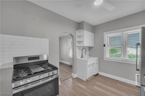 19600 Arrowhead Avenue Cleveland OH 44119