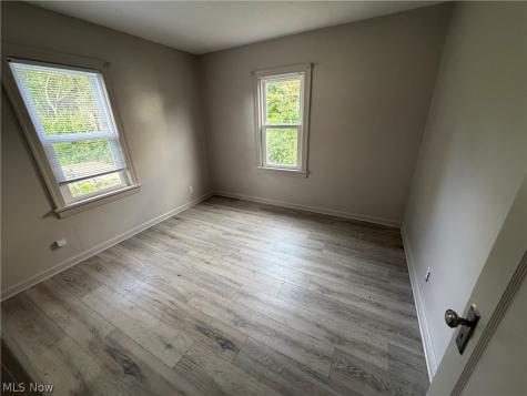 1123 15th Street NE Canton OH 44705
