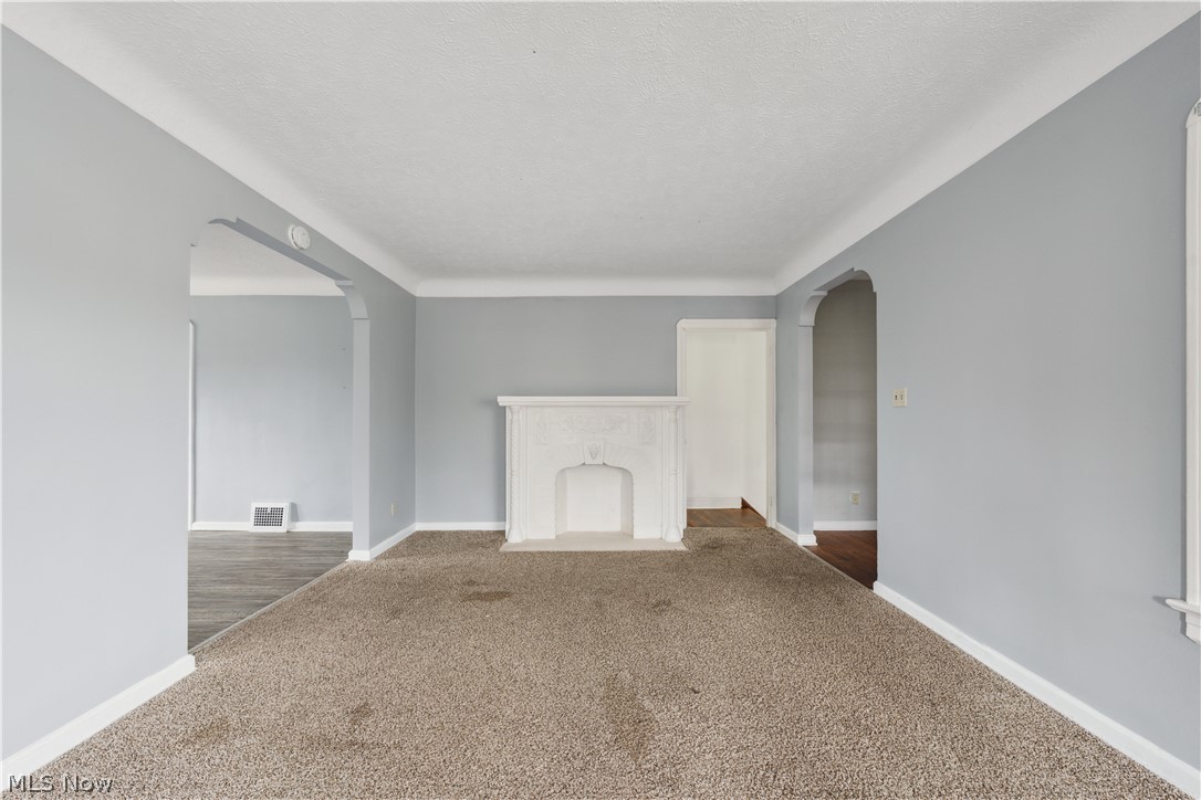 3740 E 151st Street Cleveland OH 44120