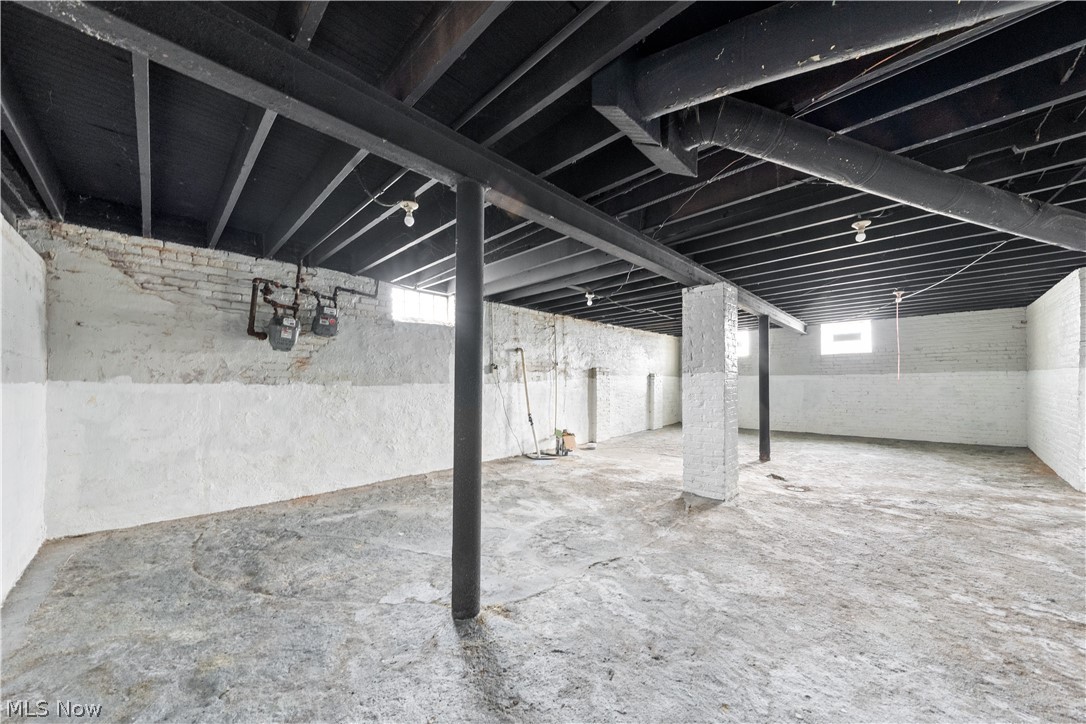 3740 E 151st Street Cleveland OH 44120