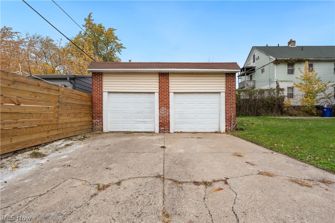 3740 E 151st Street Cleveland OH 44120