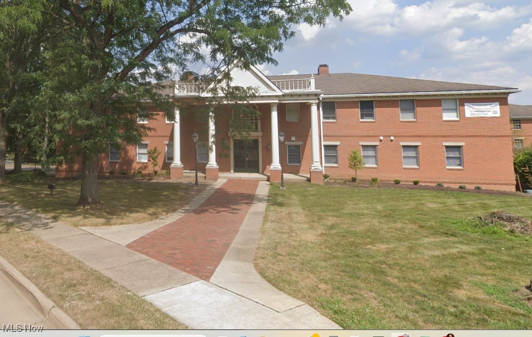 1765 Merriman Road Akron OH 44313