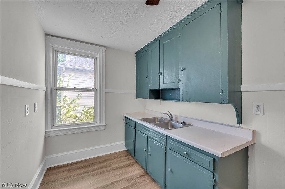 2018 W 100th Street Cleveland OH 44102