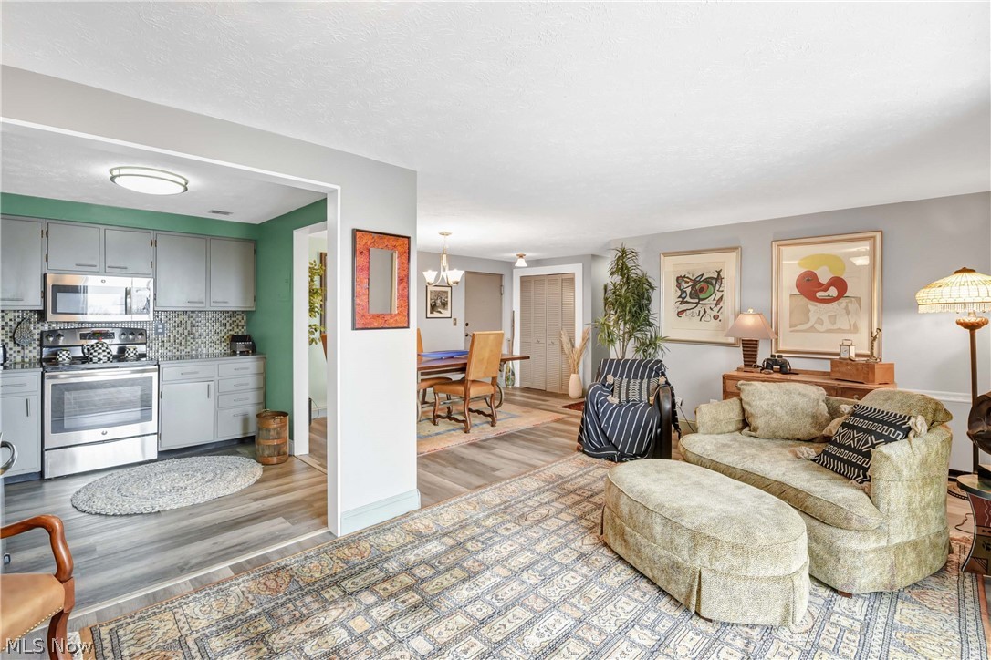 10301 Lake Avenue Cleveland OH 44102