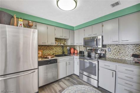 10301 Lake Avenue Cleveland OH 44102
