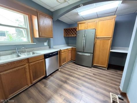 1467 Beardsley Street Akron OH 44301