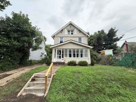 1467 Beardsley Street Akron OH 44301