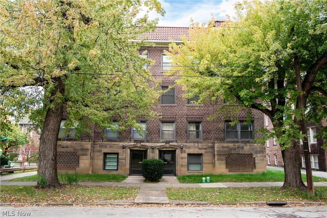 2617 Euclid Heights Boulevard Cleveland Heights OH 44106