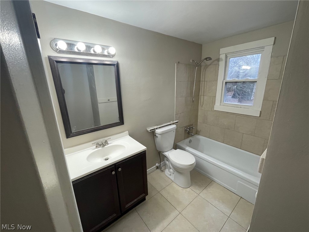 5029 Aravesta Avenue Boardman OH 44512