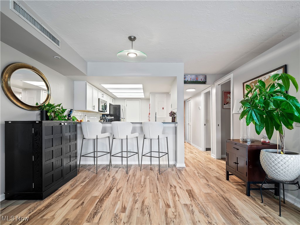 1444 W 10th Cleveland OH 44113