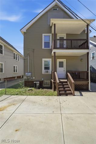 1293 Jackson Avenue Lakewood OH 44107