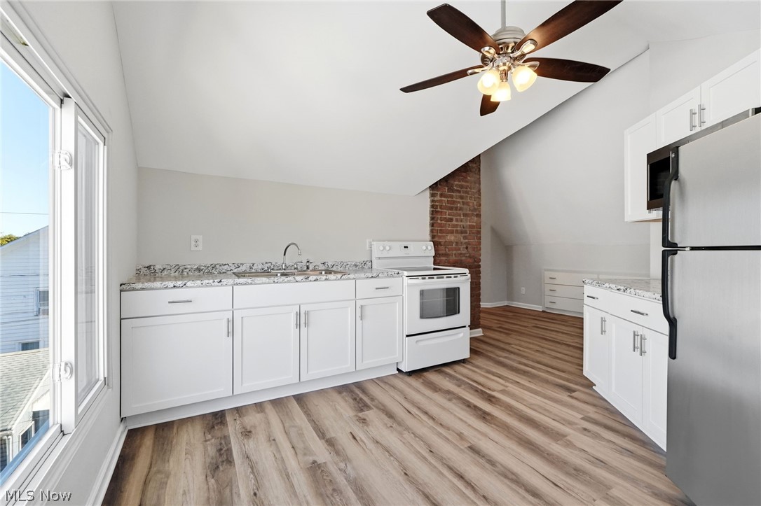 1293 Jackson Avenue Lakewood OH 44107