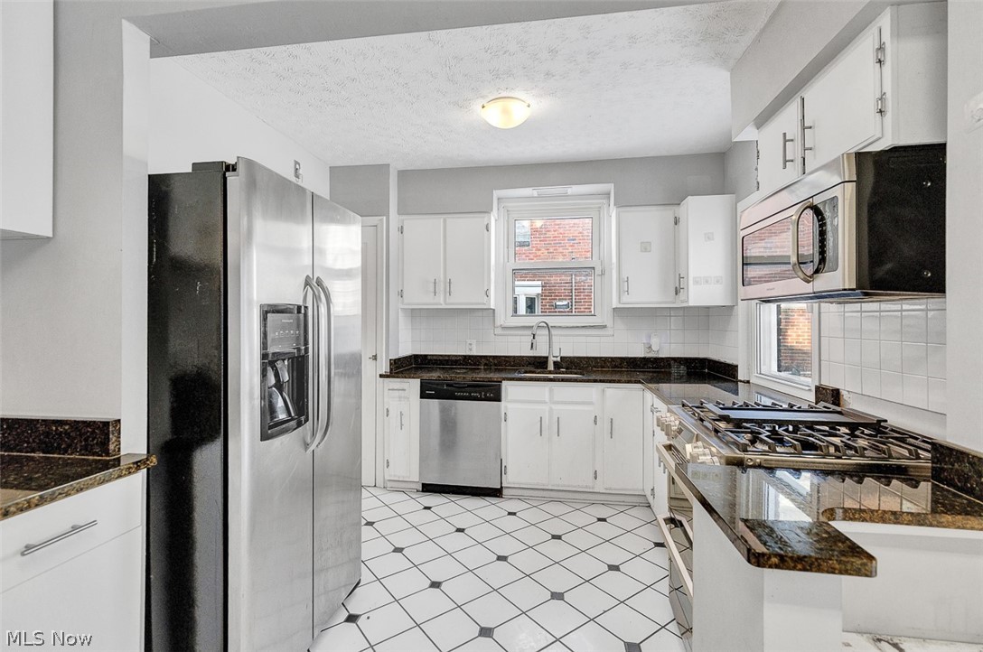 2317 Canterbury Road University Heights OH 44118