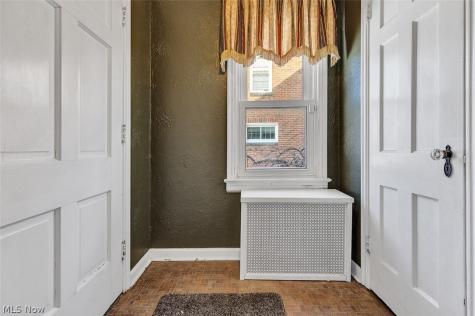 2317 Canterbury Road University Heights OH 44118