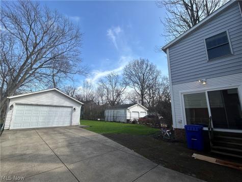 2317 Canterbury Road University Heights OH 44118