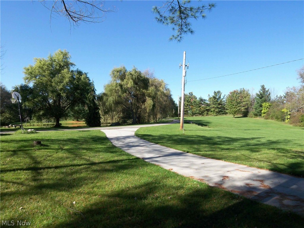 14543 Ensign Road Burton OH 44021