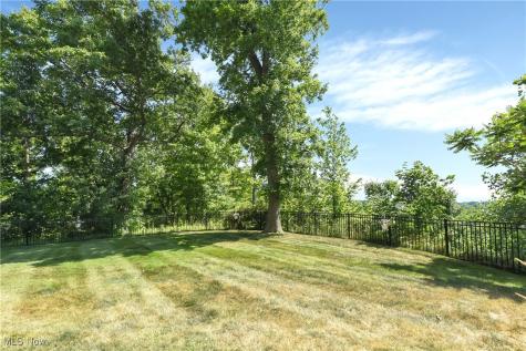 18875 Riversouth Terrace Fairview Park OH 44126