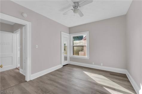 4929 E 109th Street Garfield Heights OH 44125