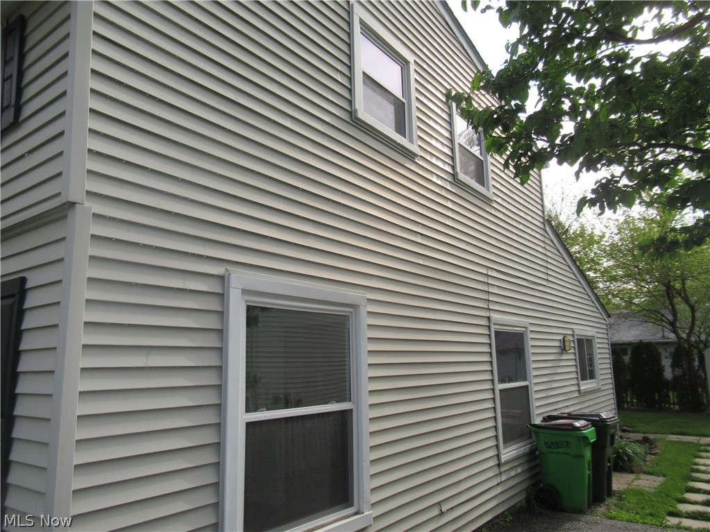 173 Forest Boulevard Avon Lake OH 44012