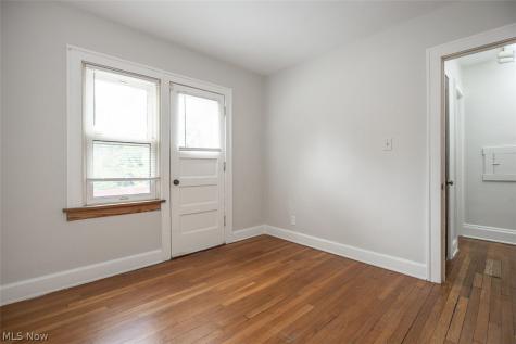 912 Cambridge Road Cleveland Heights OH 44121