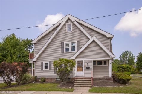912 Cambridge Road Cleveland Heights OH 44121