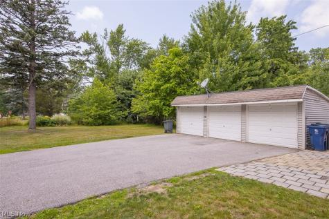 912 Cambridge Road Cleveland Heights OH 44121