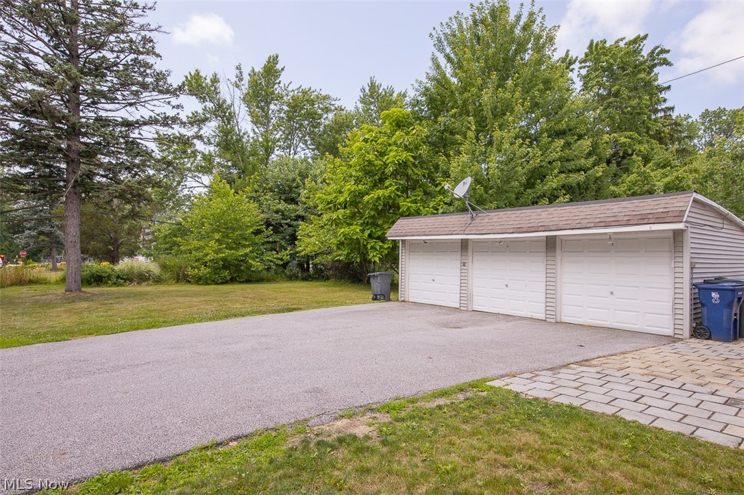 912 Cambridge Road Cleveland Heights OH 44121