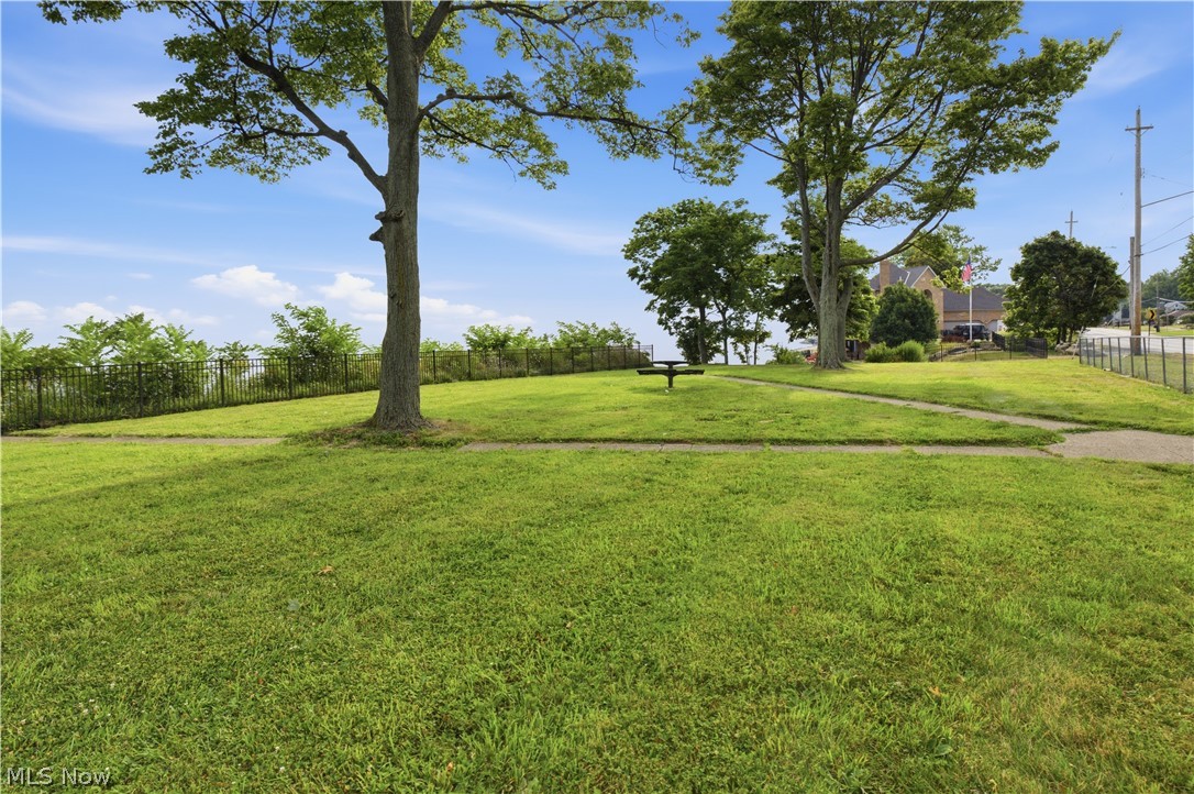 32407 Lake Road Avon Lake OH 44012