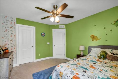 172 Harvester Drive Copley OH 44321