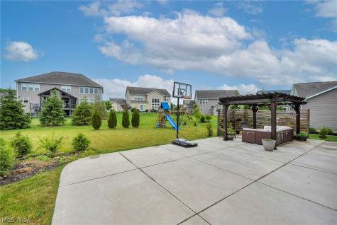 172 Harvester Drive Copley OH 44321
