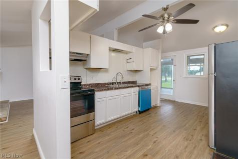 9081 Royalton Road North Royalton OH 44133