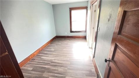 4322 Bush Avenue Cleveland OH 44109