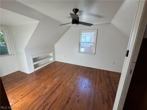 20990 Crystal Avenue Euclid OH 44123