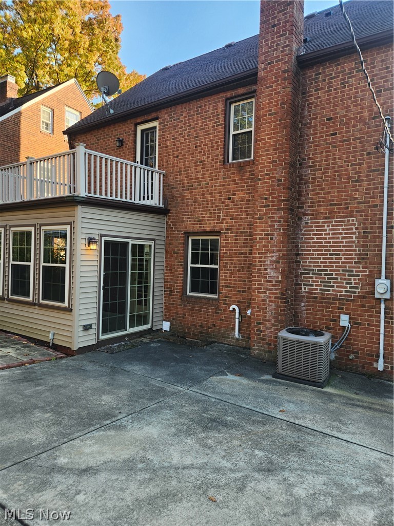 16713 Lomond Boulevard Shaker Heights OH 44120