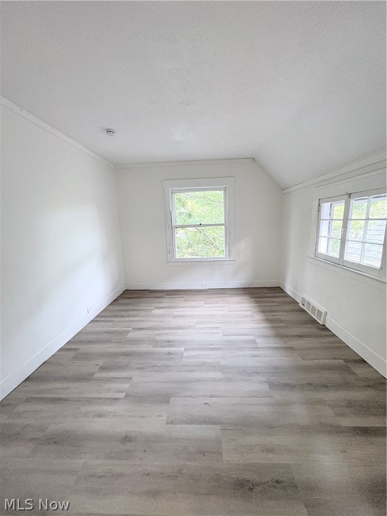 3233 W 94th Street Cleveland OH 44102