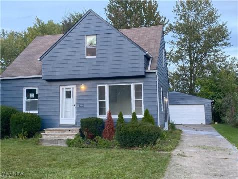 718 Shelley Berea OH 44017