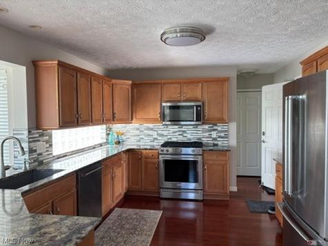 33199 Ambleside Drive Avon Lake OH 44012