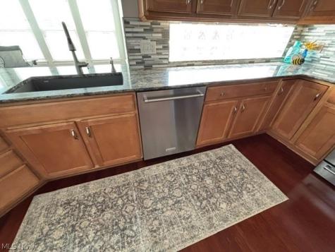 33199 Ambleside Drive Avon Lake OH 44012