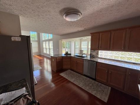 33199 Ambleside Drive Avon Lake OH 44012