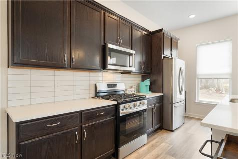 2250 E 100th Street Cleveland OH 44106