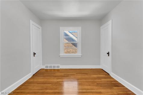 3396 W 130th Street Cleveland OH 44111