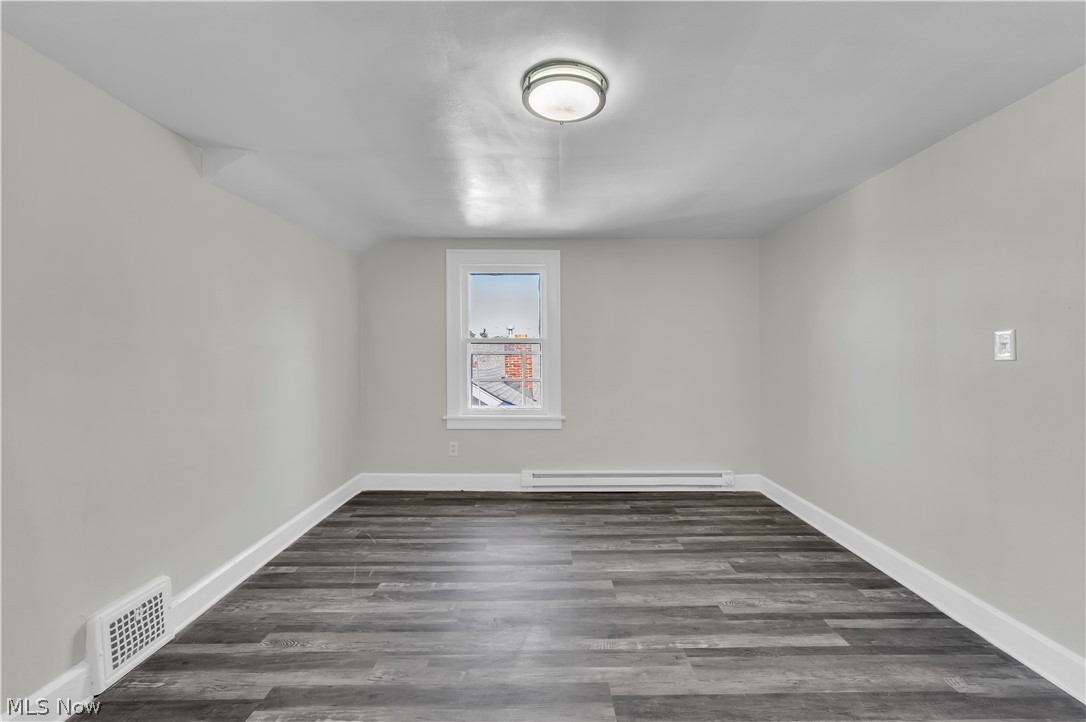 10518 Parkhurst Drive Cleveland OH 44111