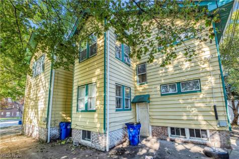 10518 Parkhurst Drive Cleveland OH 44111