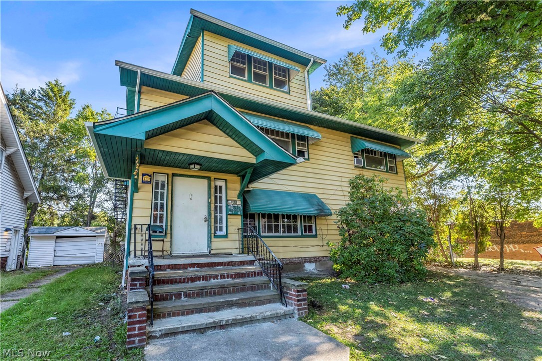 10518 Parkhurst Drive Cleveland OH 44111