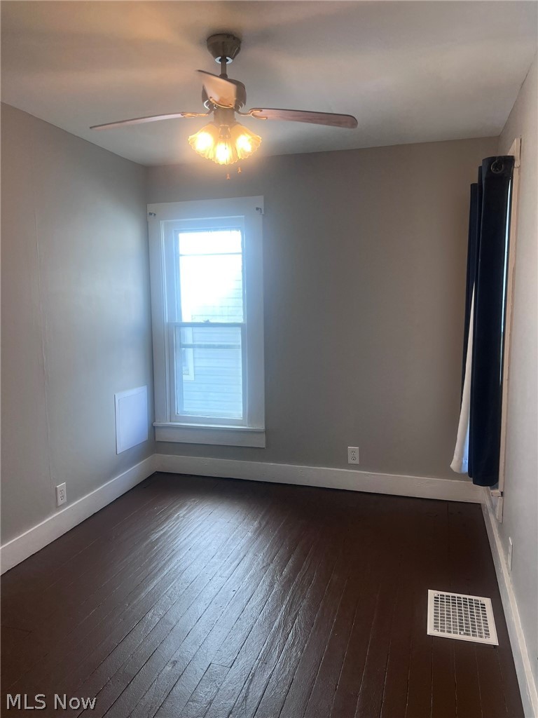 327 N 4th Street Cambridge OH 43725