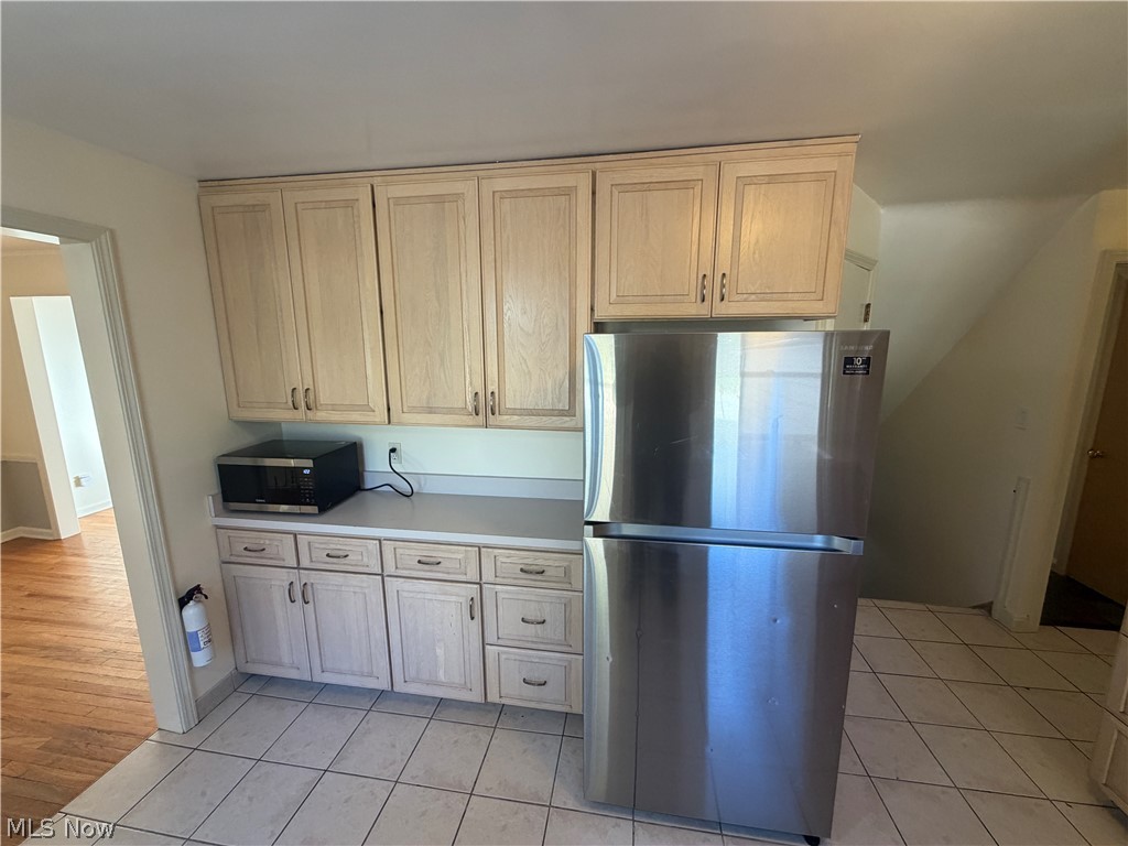 2712 Green Road Shaker Heights OH 44122