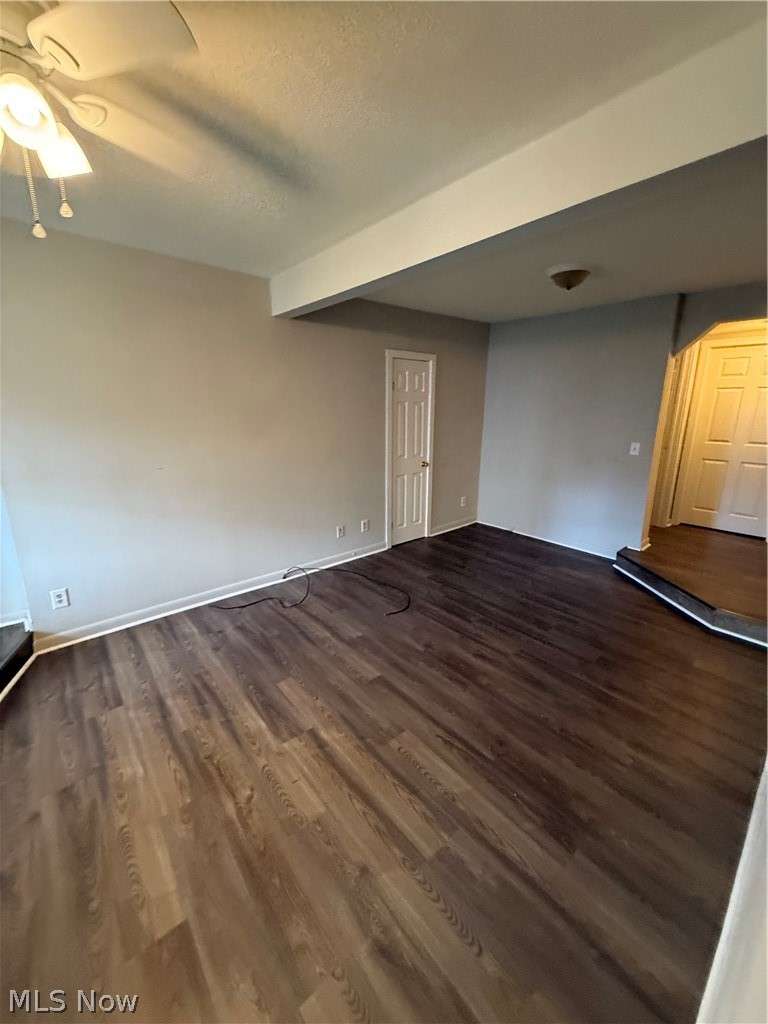 39 W 2nd Street Frazeysburg OH 43822