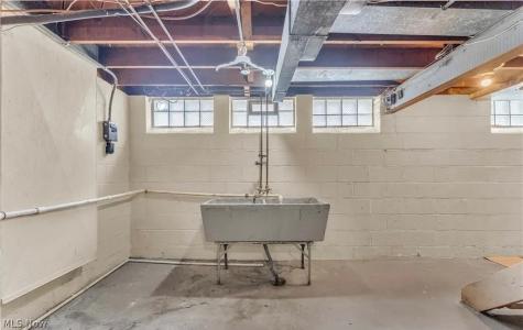20460 Lakeshore Boulevard Euclid OH 44123